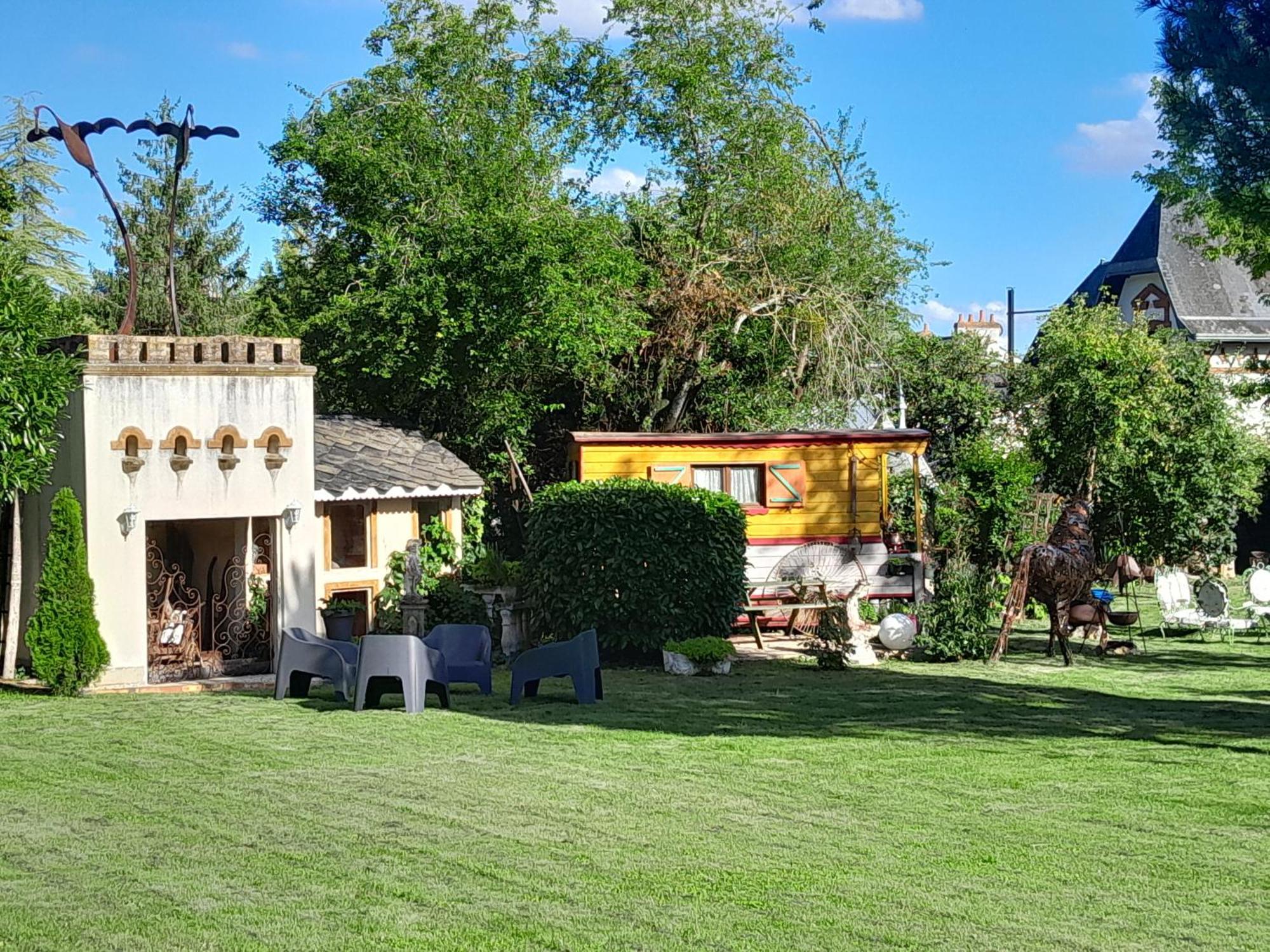 Le Madrigal Bed & Breakfast Mamers Ngoại thất bức ảnh